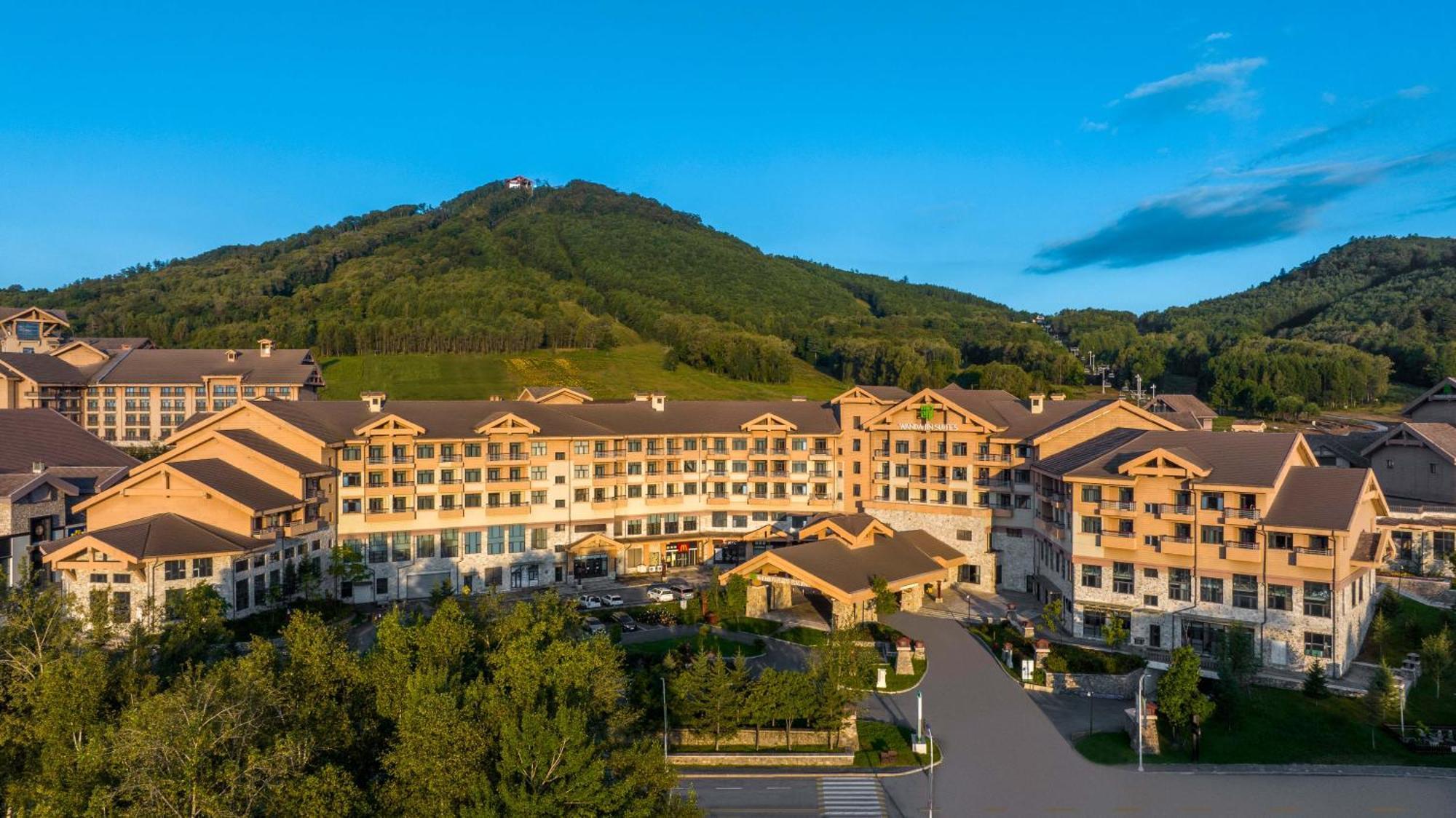 Wanda Jin Suites Changbaishan Fusong Eksteriør billede